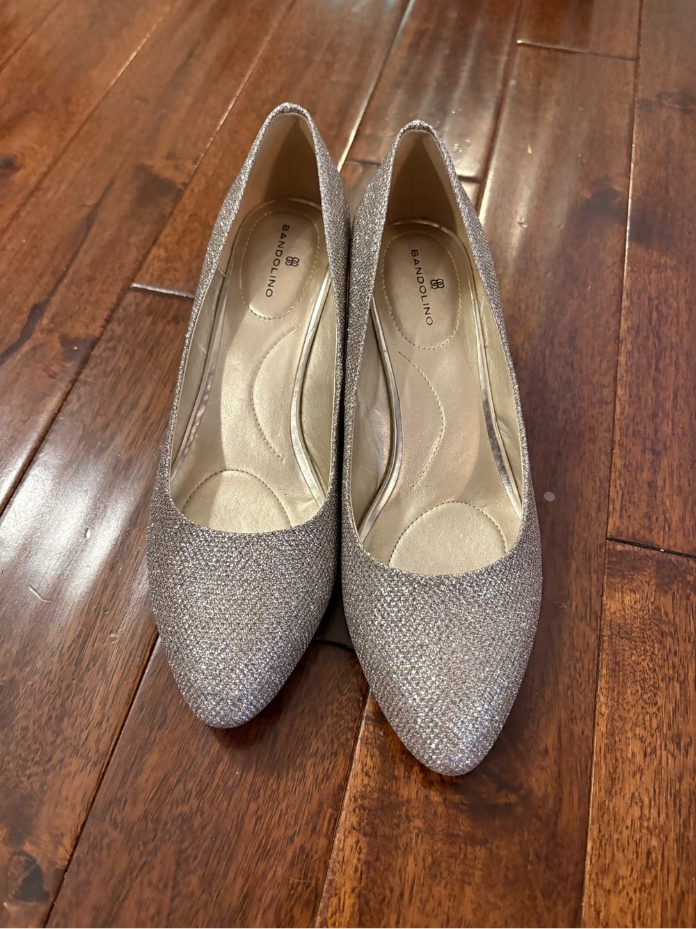 Bandolino Women's Glitter Pointed-Toe Pumps in Silver Size 7-1/2